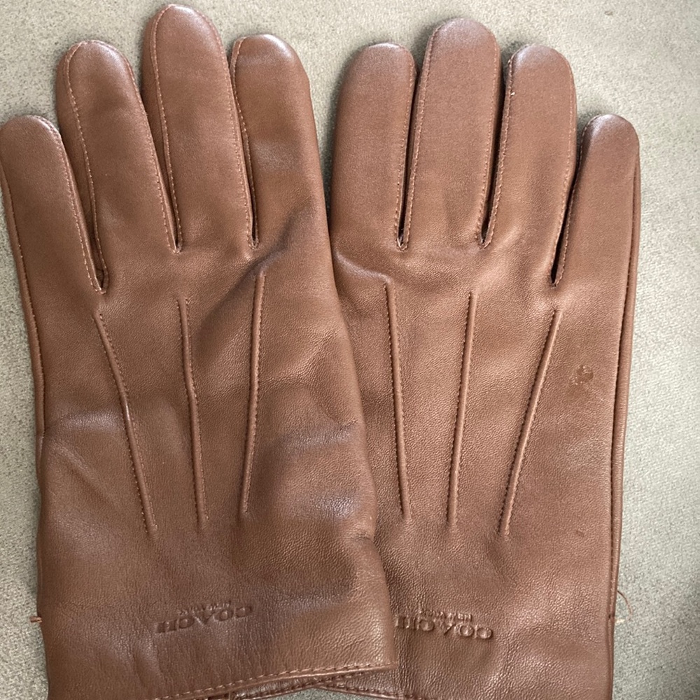 Coach leather gloves
